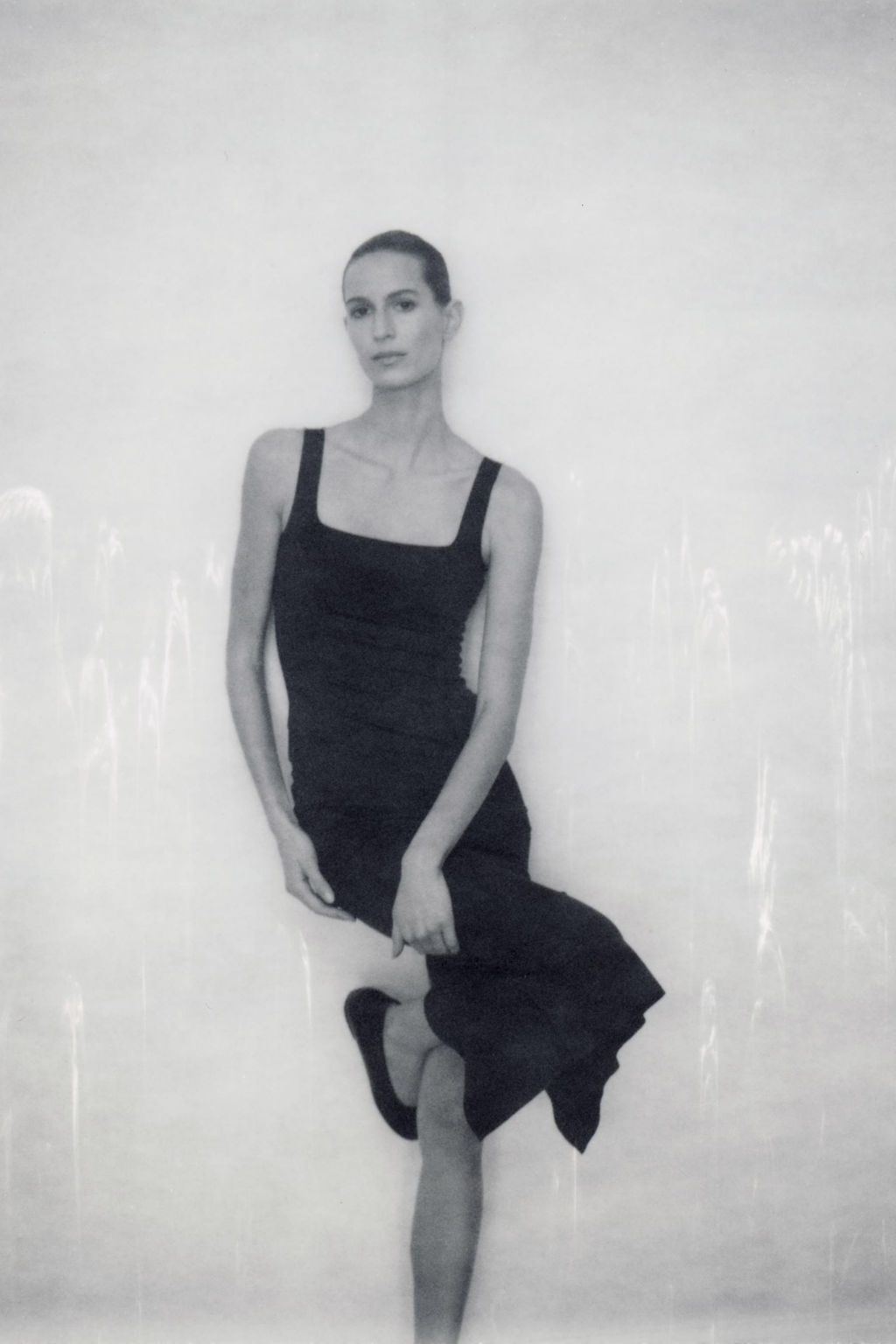 VESTIDO MIDI ENTALLADO / Negro - Zara фото 4