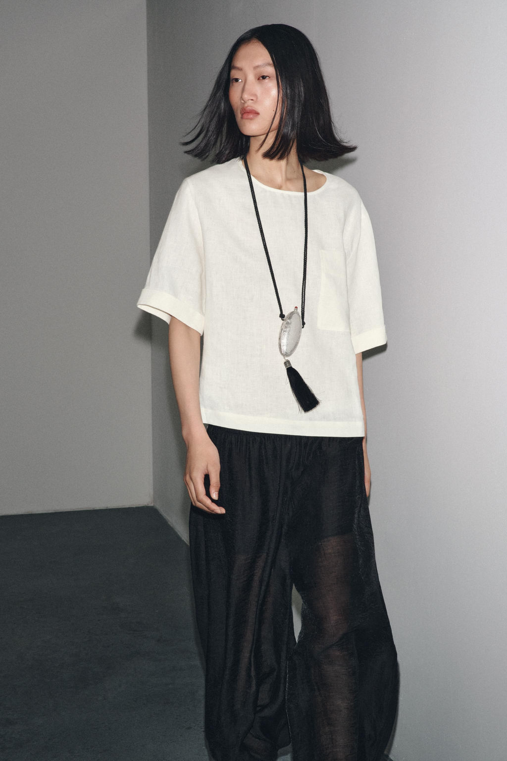 ZW COLLECTION LINEN SHORT SLEEVE TOP - Zara фото 4