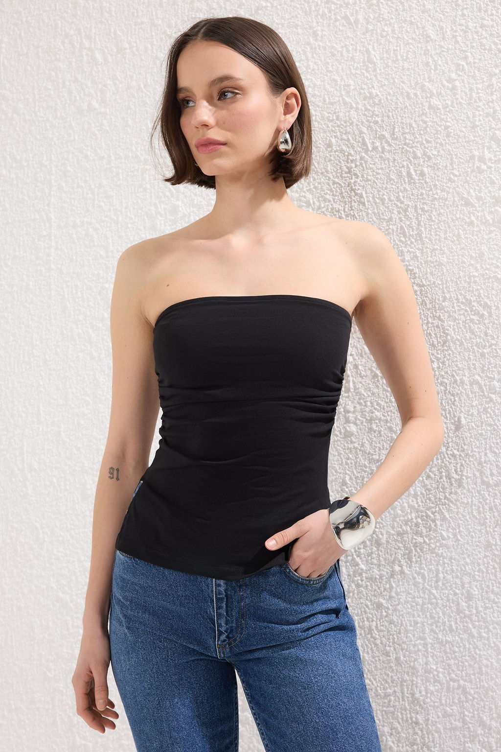 Siyah %100 Pamuk Straplez Buzgu/Drape Detayl? Orme Bluz TWOSS25BZ00484