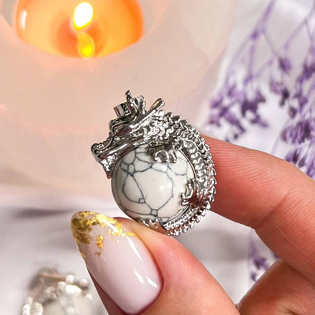 Кулон Дракон с Говлитом - Радуга самоцветов фото 3