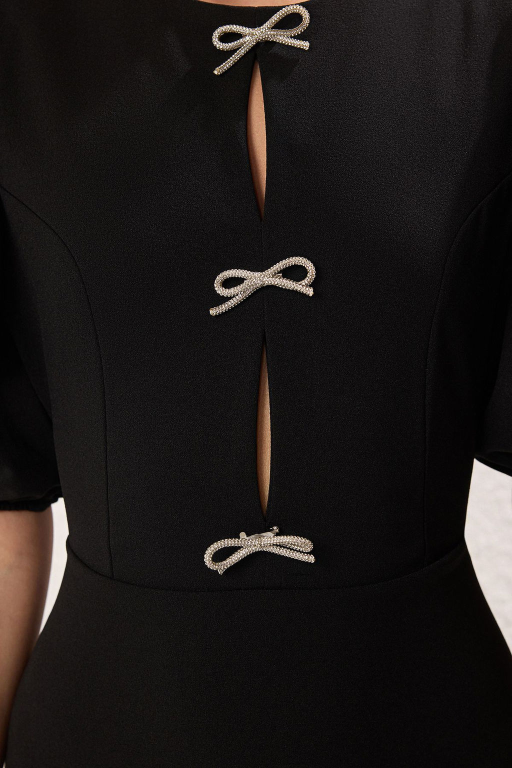 Trendyolmilla Siyah A-Kesim Fiyonklu Orme S?k Elbise TPRSS25EL00234 фото 7