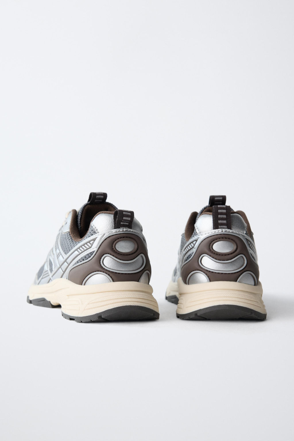 ZAPATILLA DEPORTIVA METALIZADA / Plata - Zara фото 6
