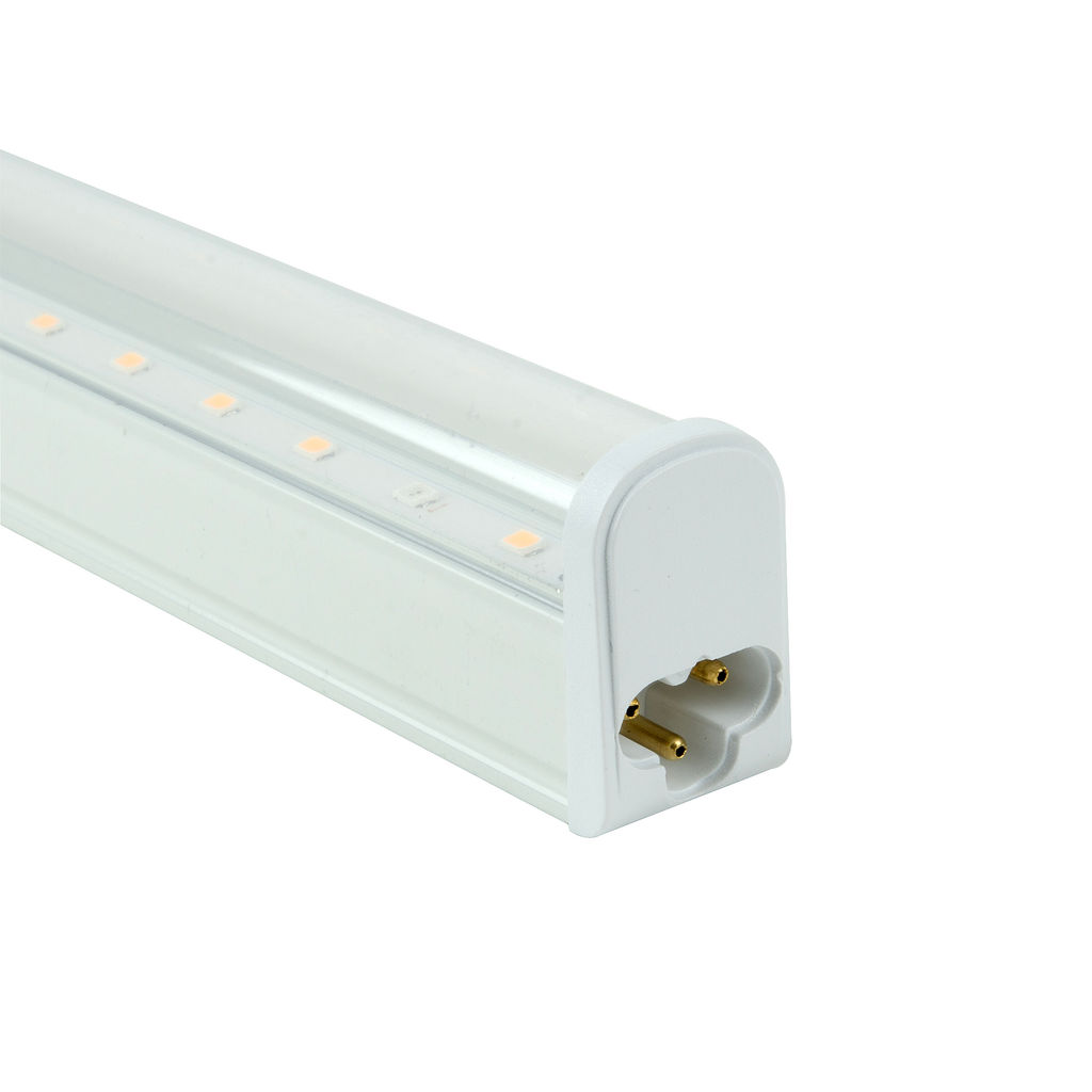 ULI-P32-18W/SPLX IP40 WHITE Светильник для растений светодиодный линейный, 560мм, выкл. на корпусе. Алюминий. Спектр с дальним красным для фотосинтеза. TM Uniel