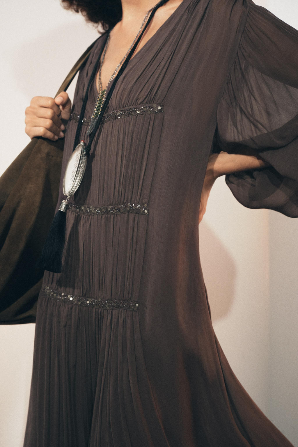 EMBROIDERED BEADED DRESS ZW COLLECTION - Zara фото 4