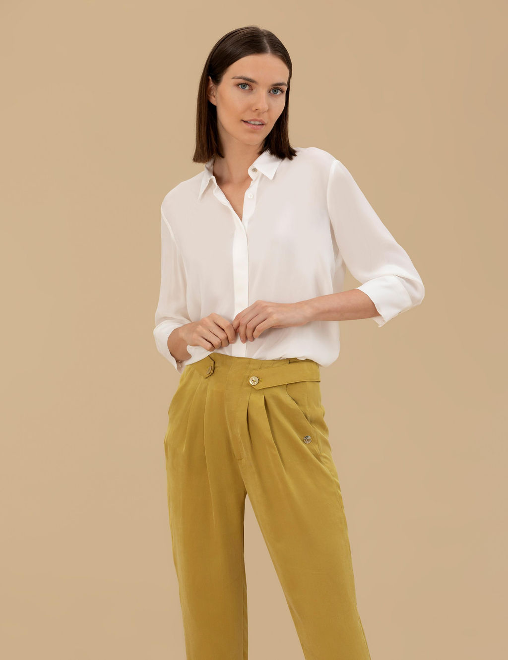 Beyaz Comfort Fit Uzun Kollu G_mlek