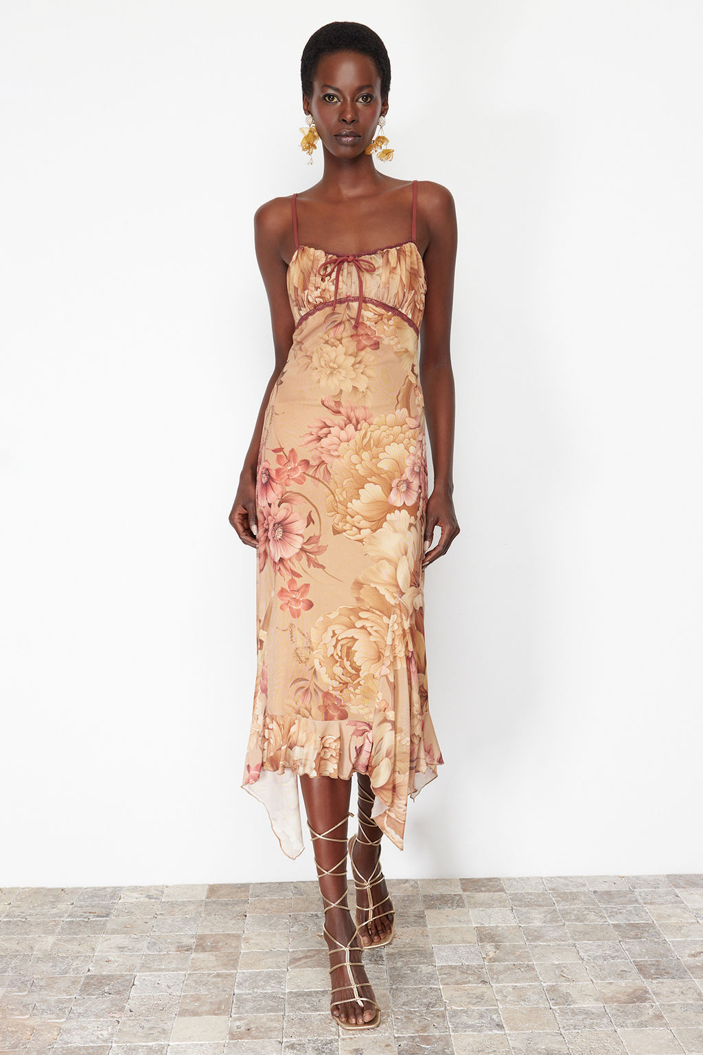 TRENDYOLMILLA Cok Renkli A-Kesim Cicek Desenli F?rf?rl? Orme Tul Elbise TPRSS24EL00133