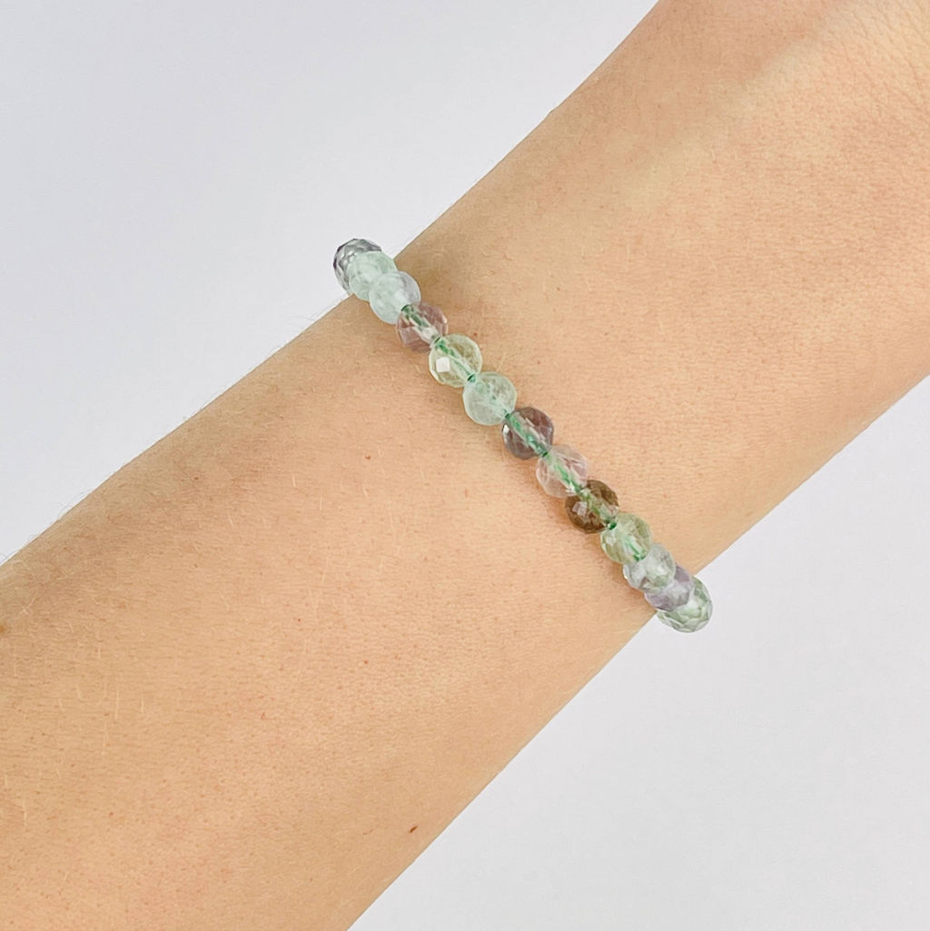 Браслет из Флюорита огранка 17,5 см + - Радуга самоцветов фото 2