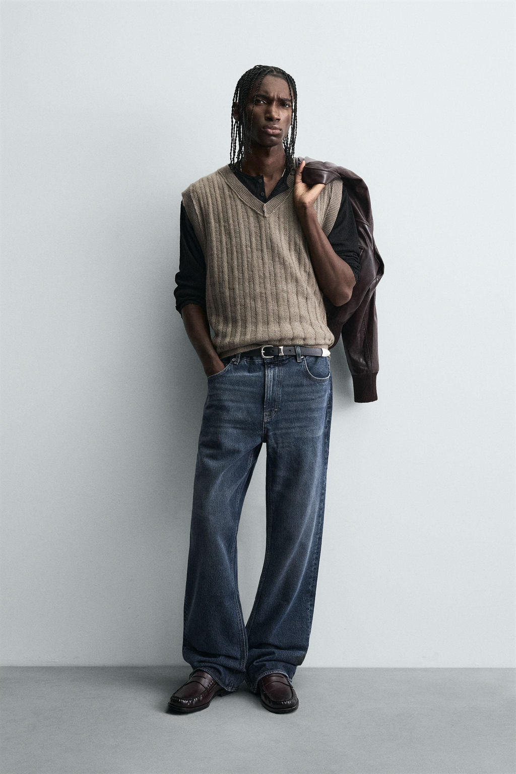 REVERSIBLE INSIDE-OUT KNIT VEST