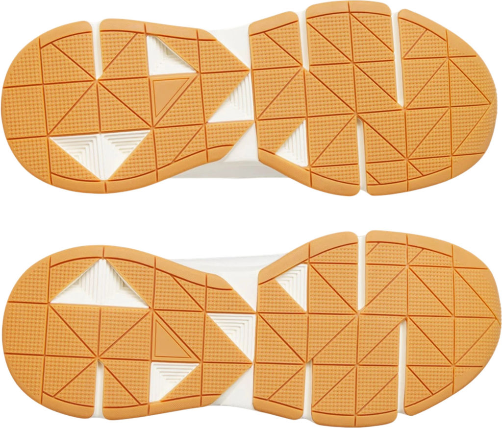 Кроссовки взрослые