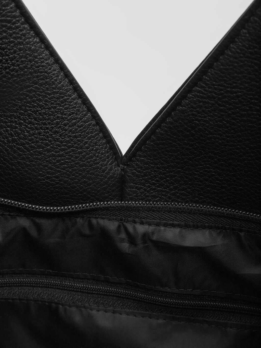 1587 92 01 Сумка женская