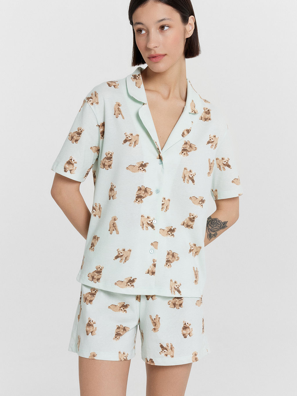 КОМПЛЕКТ ЖЕНСКИЙ (РУБАШКА, ШОРТЫ)