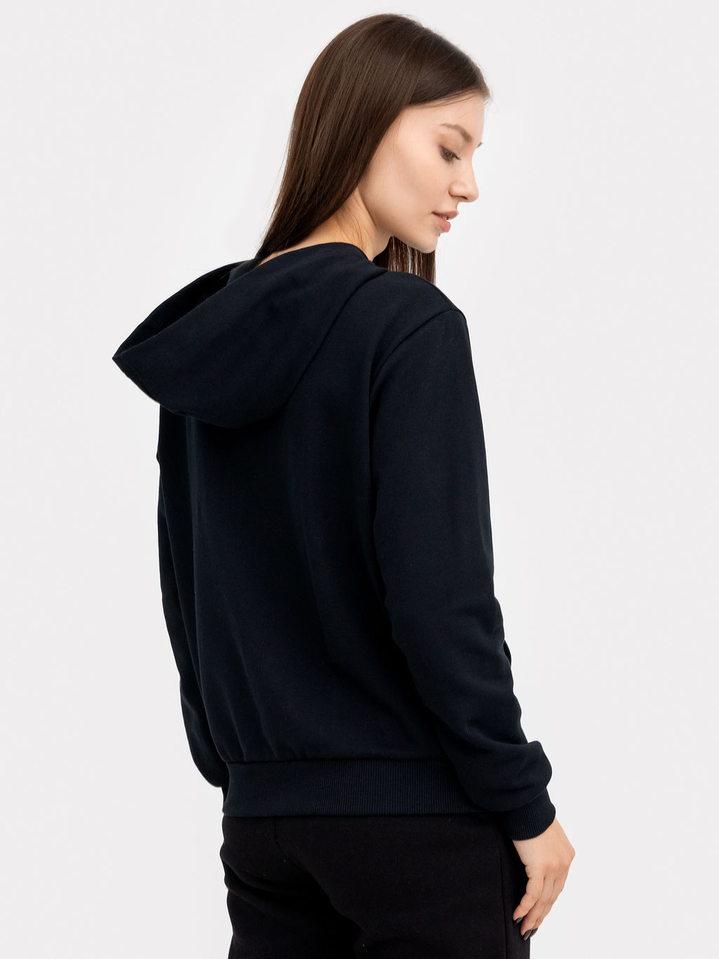 Толстовка женская в черном цвете черный 362059/1 - Mark formelle фото 5