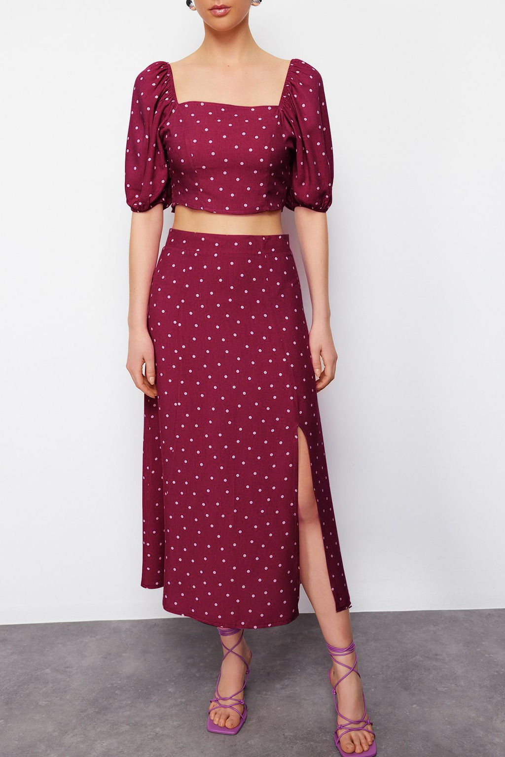 Murdum Y?rtmacl? Midi Viskon Dokuma Puantiyeli Bluz-Etek Tak?m TWOSS20AU0097