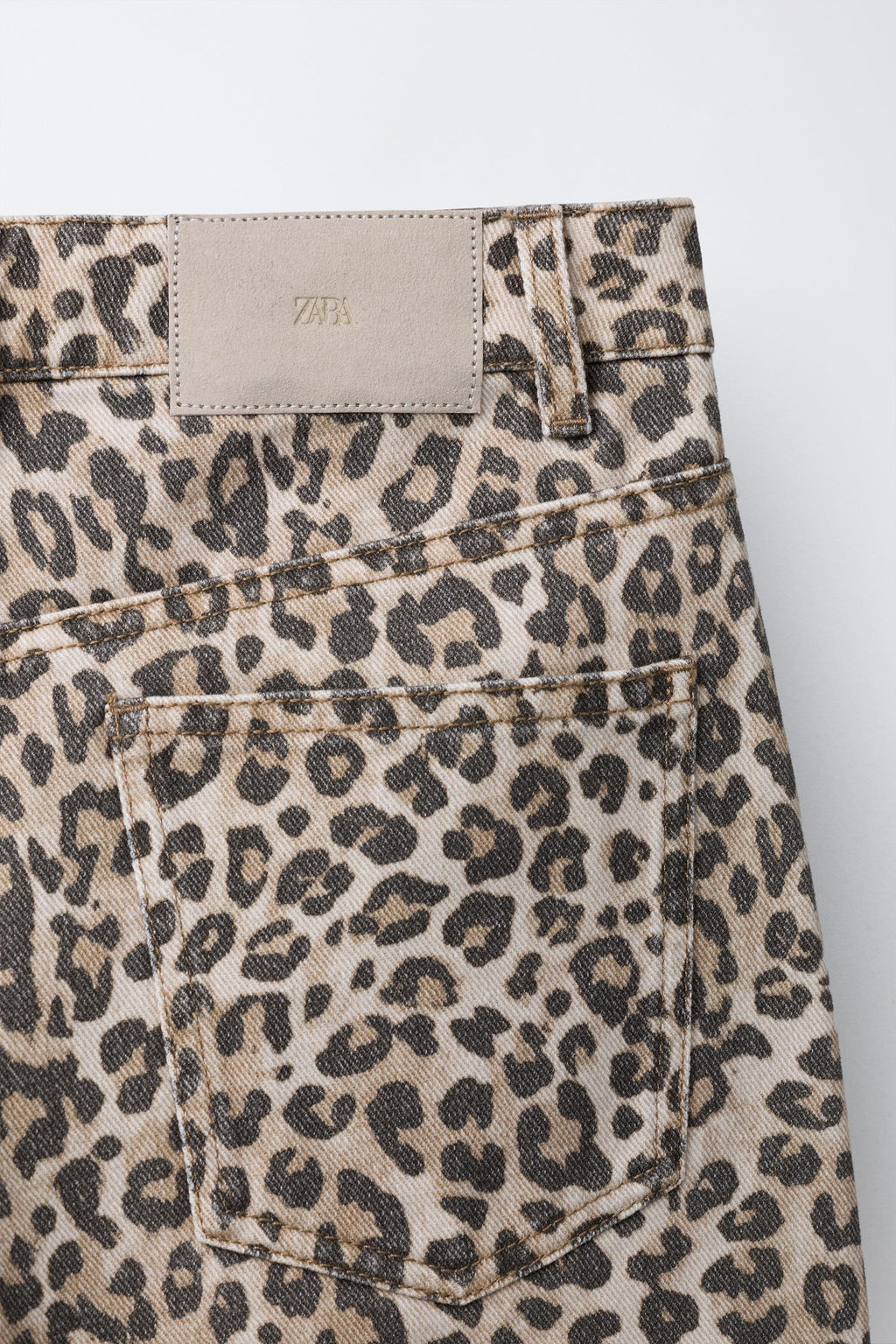 BARREL ANIMAL PRINT JEANS - Zara фото 4