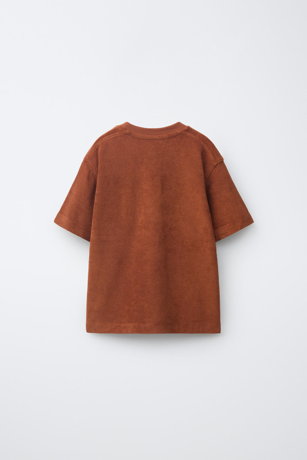 CONJUNTO CAMISETA Y BERMUDA RAYAS EFECTO TOALLA / Tabaco