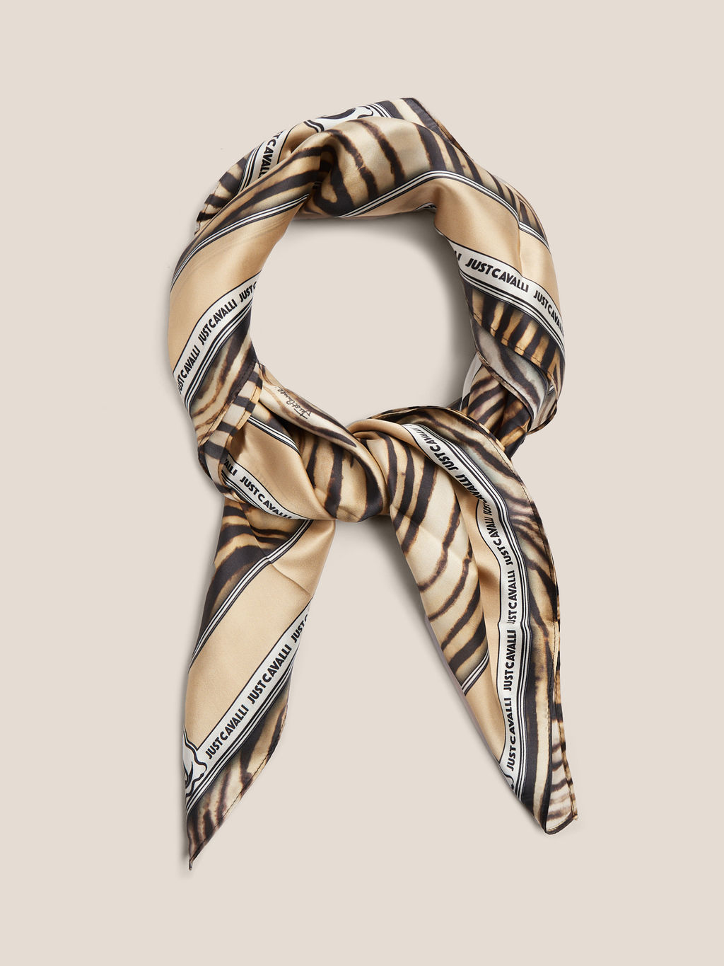 Женский платок 90х90 см JUST CAVALLI FOULARD SILK DONNA Артикул 4443904, анималистичный принт