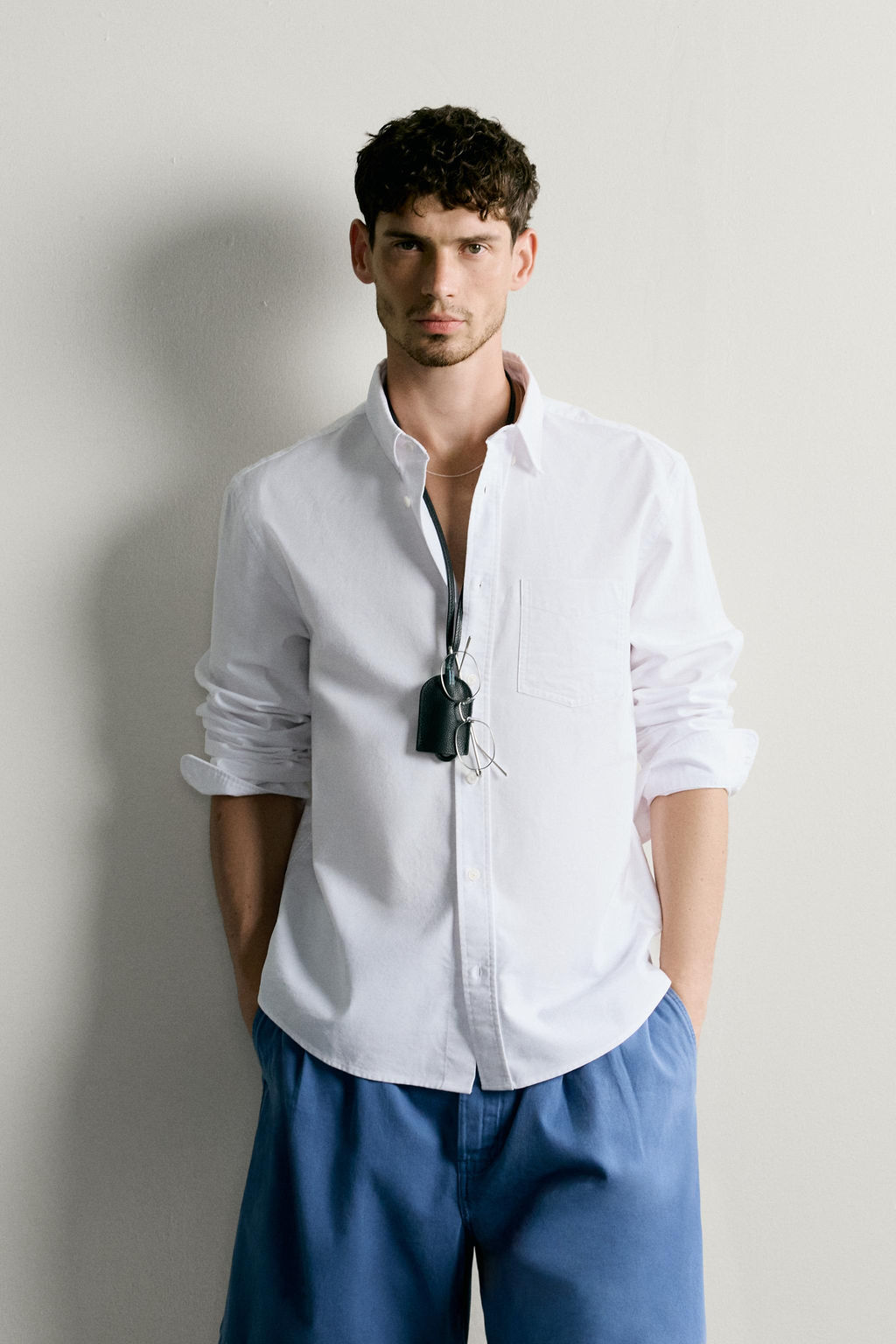 CAMISA REGULAR FIT ESTRUCTURA OXFORD / Blanco - Zara фото 2