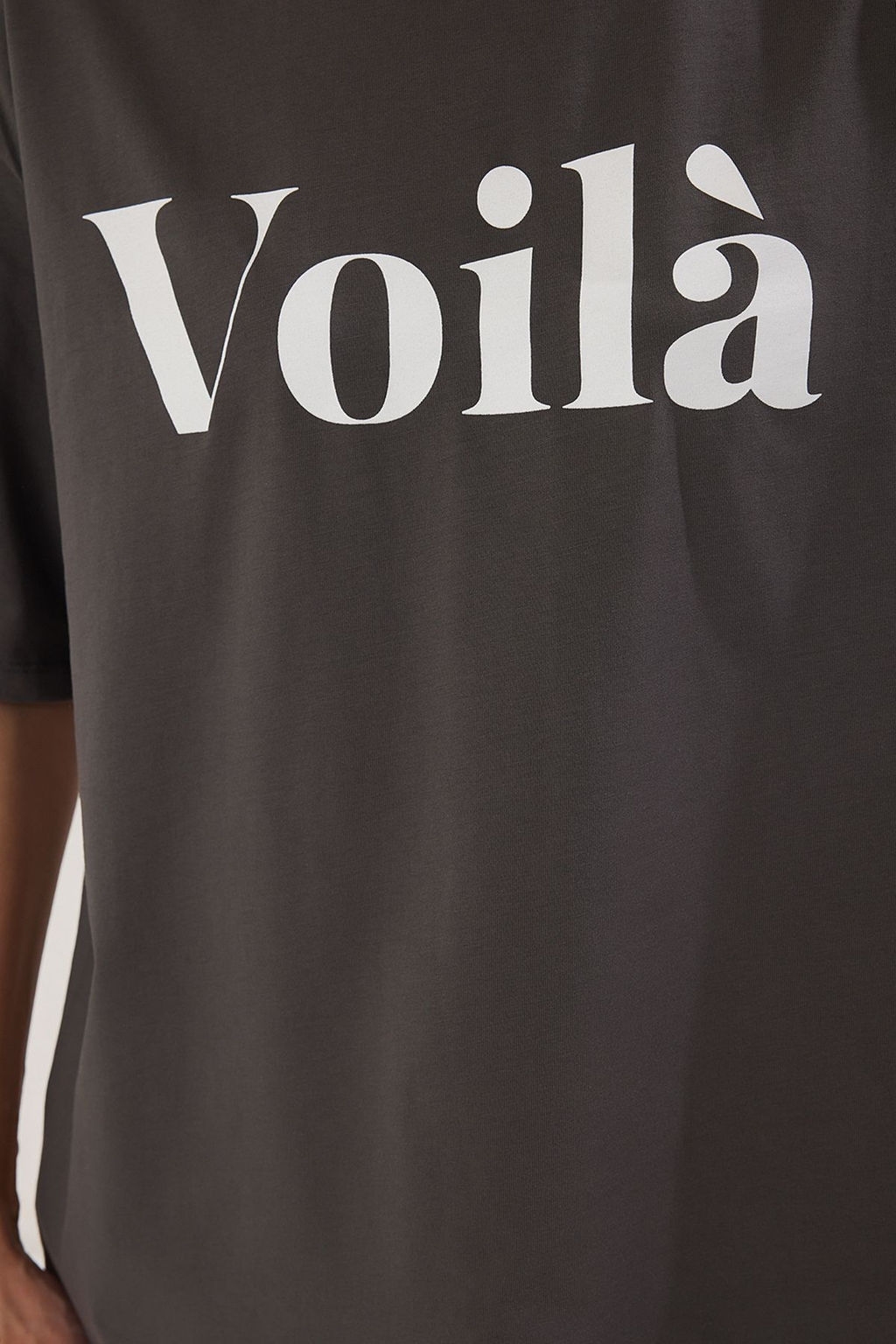 TRENDYOLMILLA Ekru %100 Pamuk Slogan Bask?l? Oversize/Genis Kesim Orme T-Shirt TWOSS25TS00179 фото 3