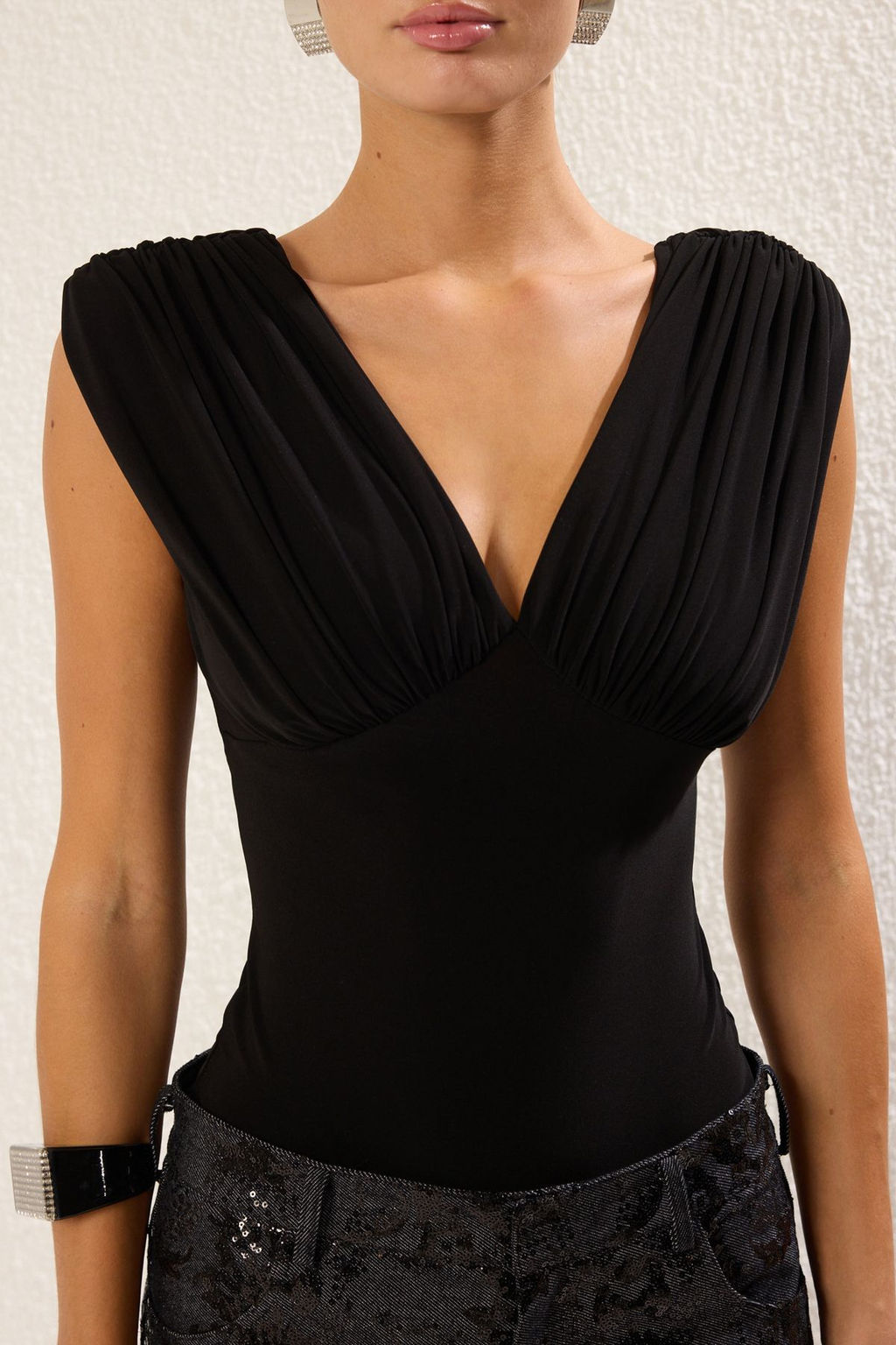 TRENDYOLMILLA Siyah V Yaka Orme TPRSS25BD00012  фото 3