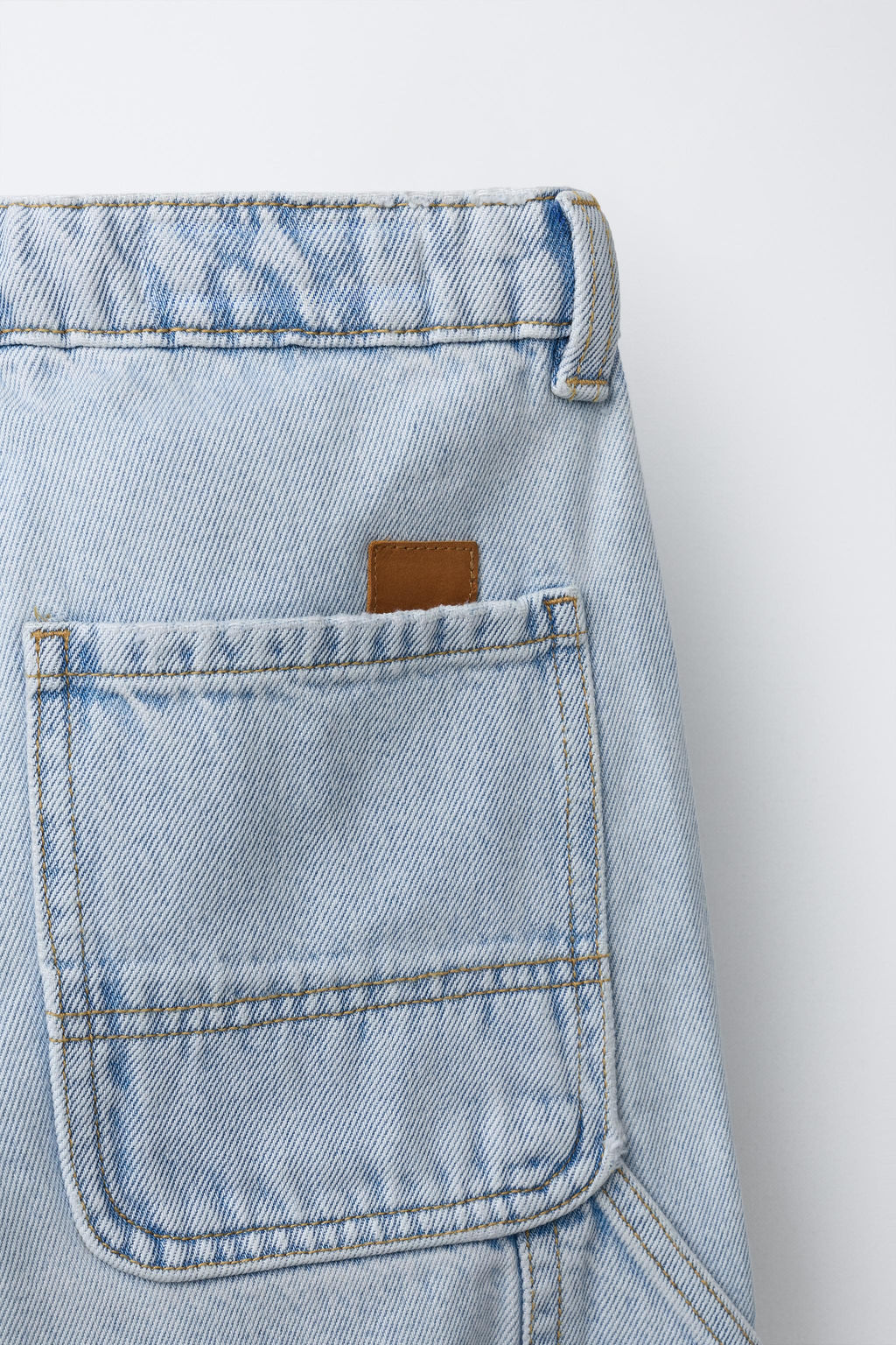 CARPENTER JEANS WITH LABEL - Zara фото 12