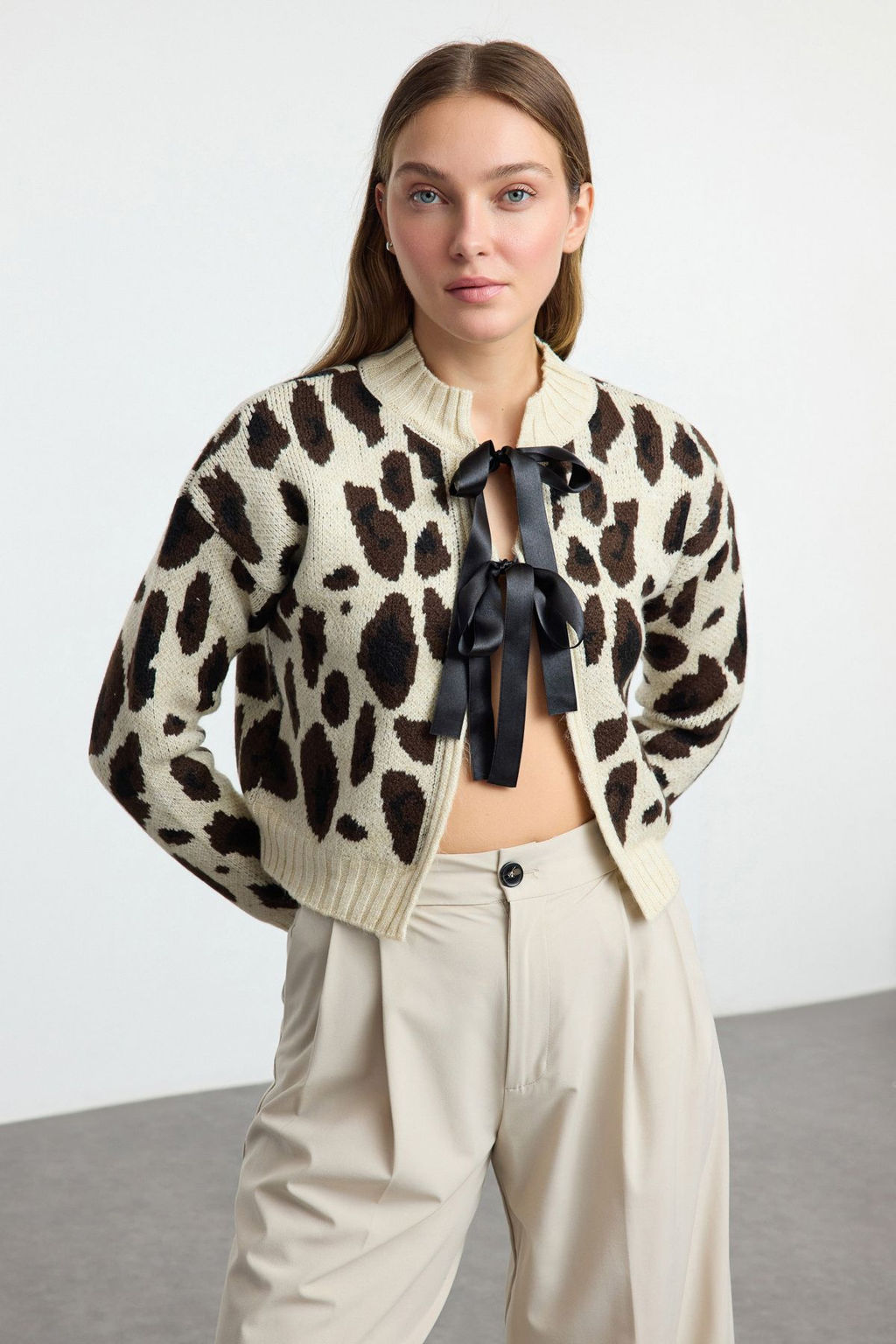 Tas Leopar Desenli Crop Yumusak Dokulu Triko H?rka TWOAW25HI00355