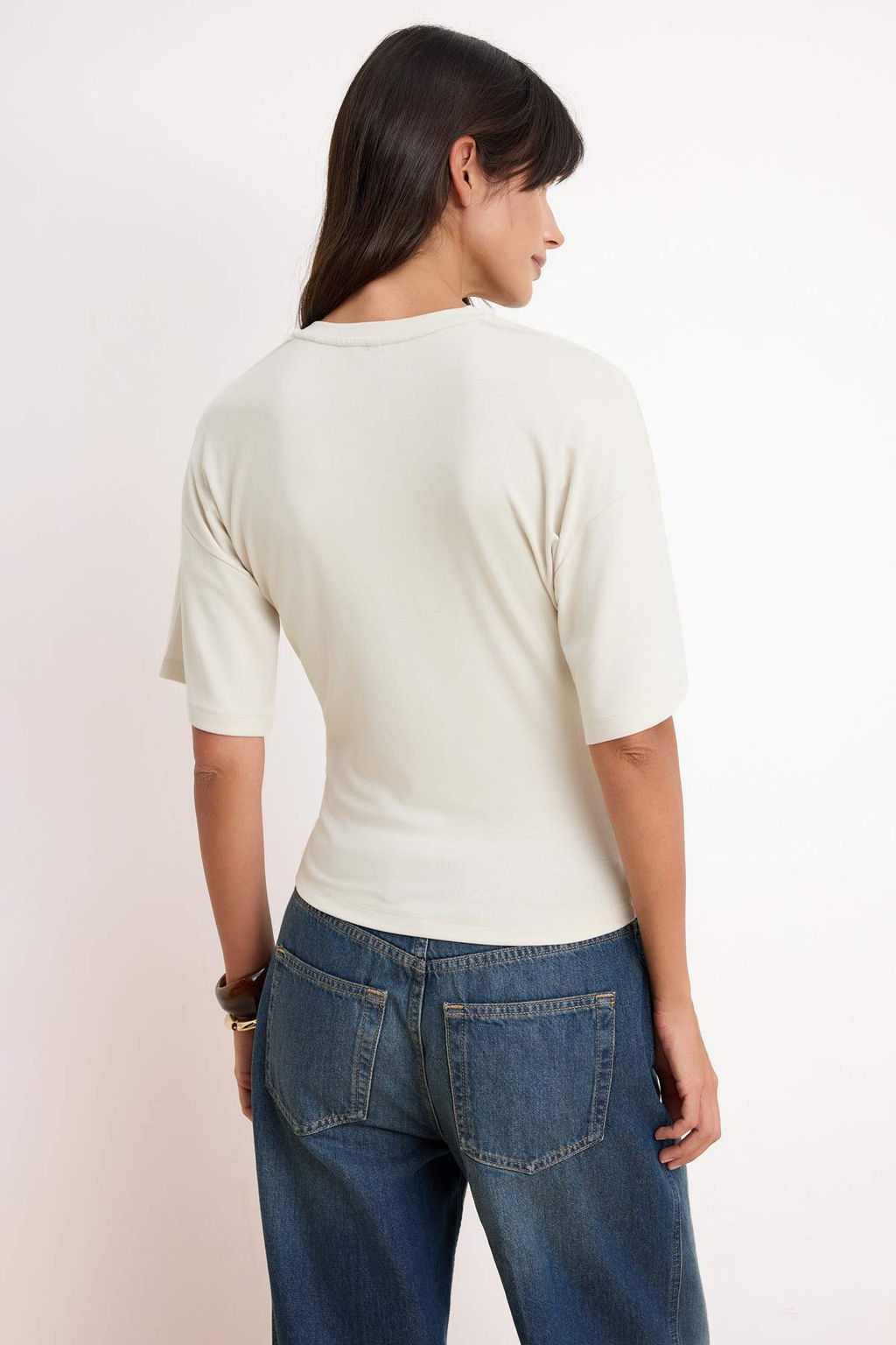 Tas Fitted/Bele Oturan Dusuk Kol Truvakar Yumusak Orme T-Shirt TWOSS26TS00060 - Trendyolmilla фото 4