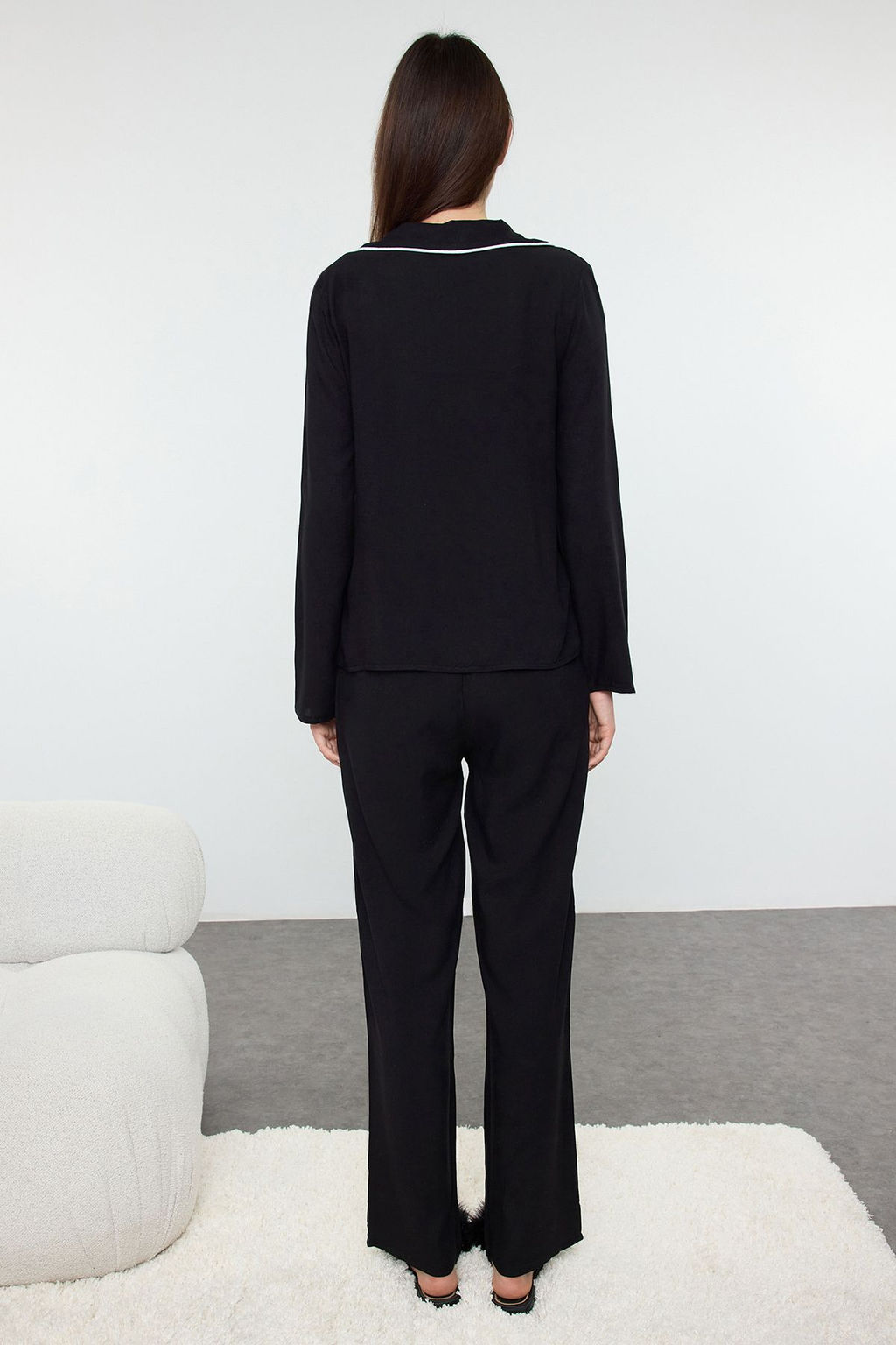 Trendyolmilla Ekru Kurdele/Fiyonk ve Biye Detayl? Viskon Dokuma Pijama Tak?m? THMAW25PT00032 фото 12