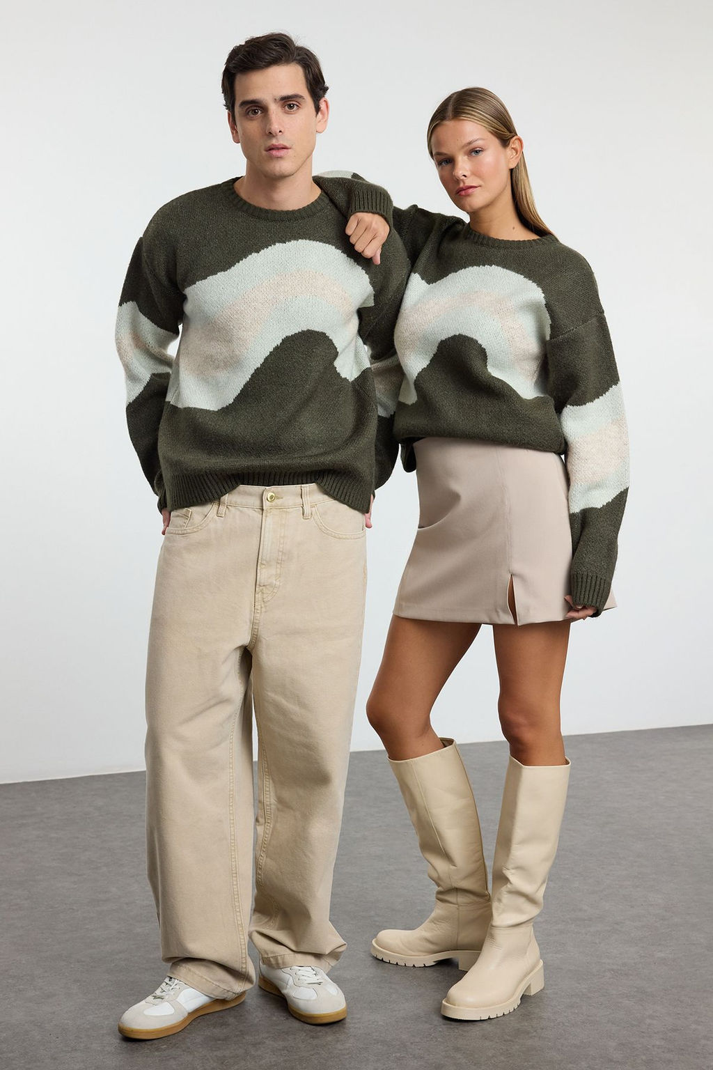 TRENDYOL MAN Yesil Regular Bisiklet Yaka Etnik Triko Kazak TMNAW25KZ00044