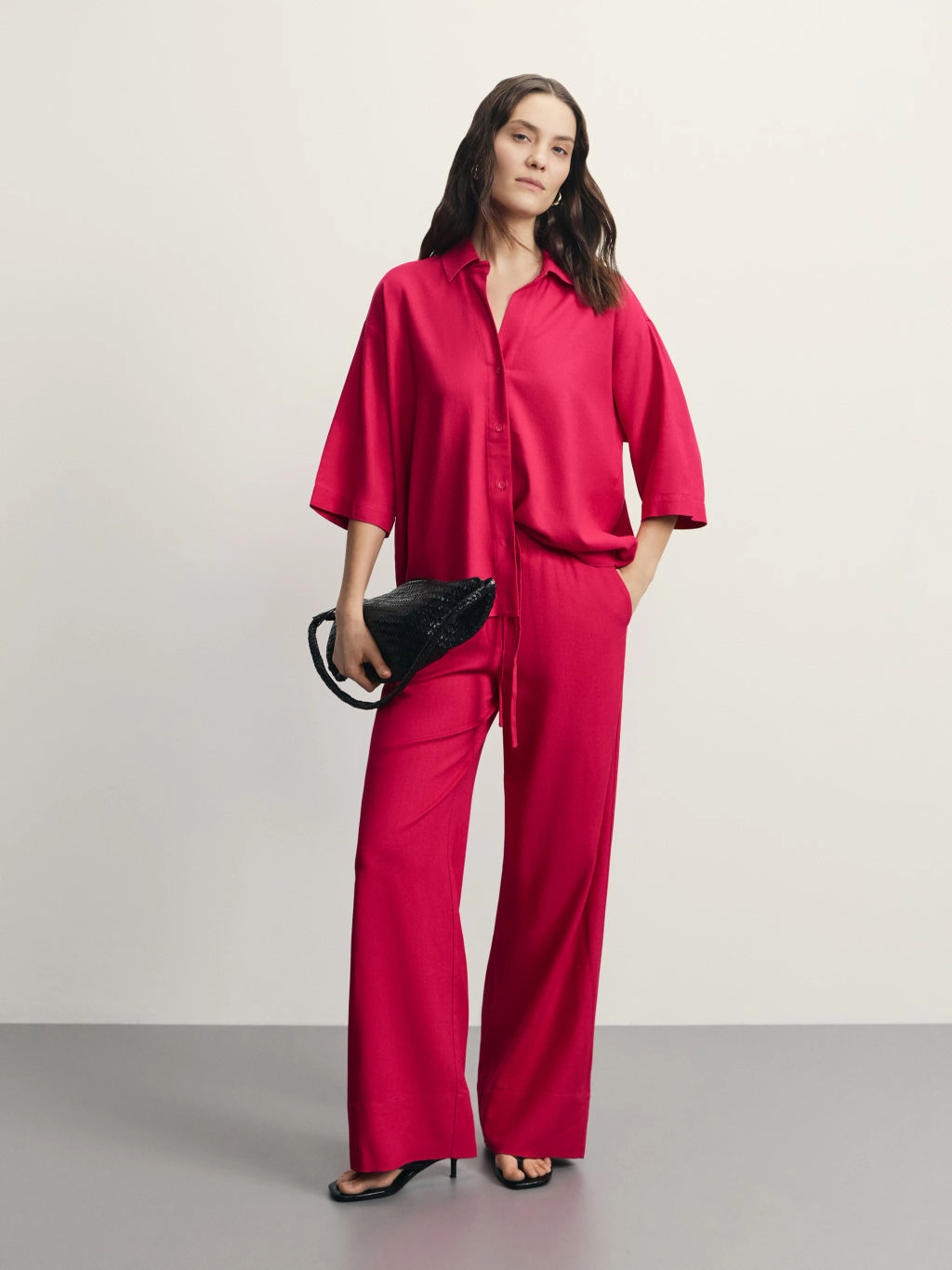 Льняная рубашка свободного кроя / Zarina фото 2