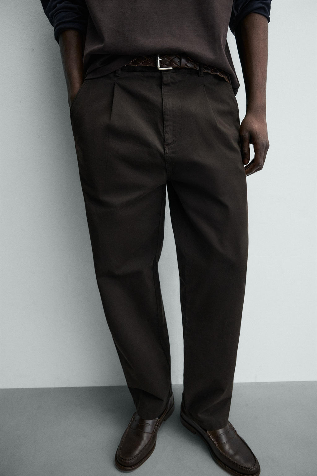 RELAXED FIT PLEATED TROUSERS - Zara фото 14
