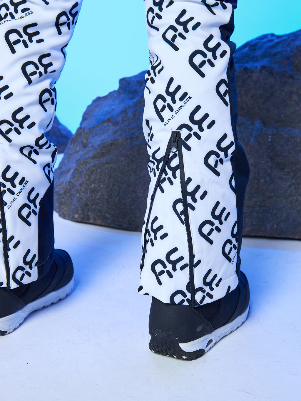 Женский мембранный зимний горнолыжный комбинезон Alpha Endless Chik Diva 2 223/2313-1_018 Разноцветный  фото 23