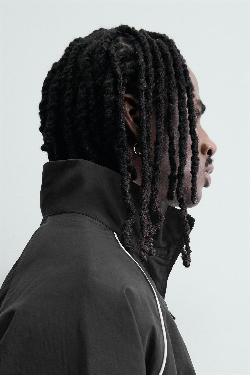 CHAQUETA T?CNICA CONTRASTES / Negro - Zara фото 5