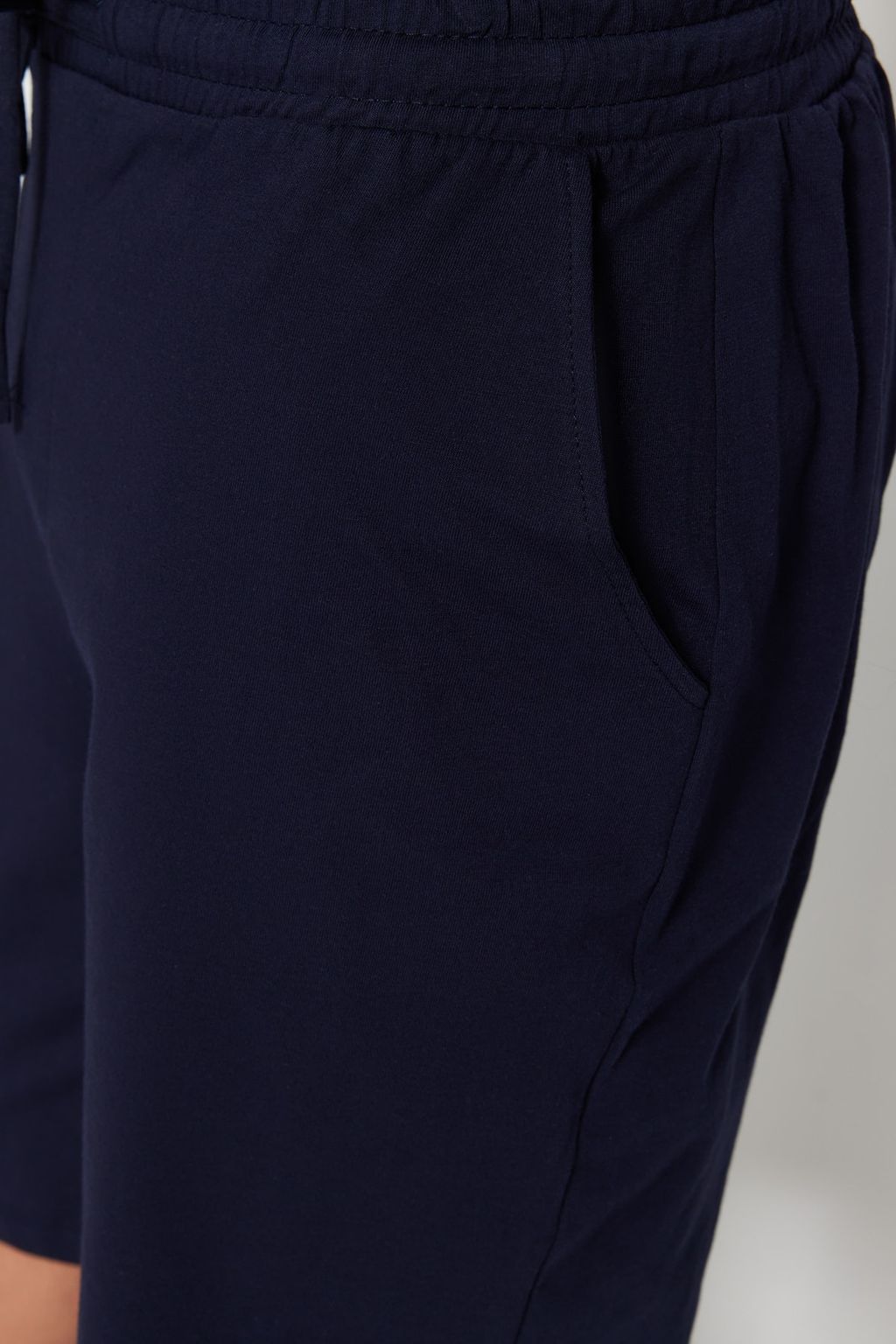 TRENDYOL MAN Lacivert Unisex Regular Fit Apas Yaka Sortlu Pijama Tak?m? TMNSS23PT00007 - Trendyolmilla фото 16