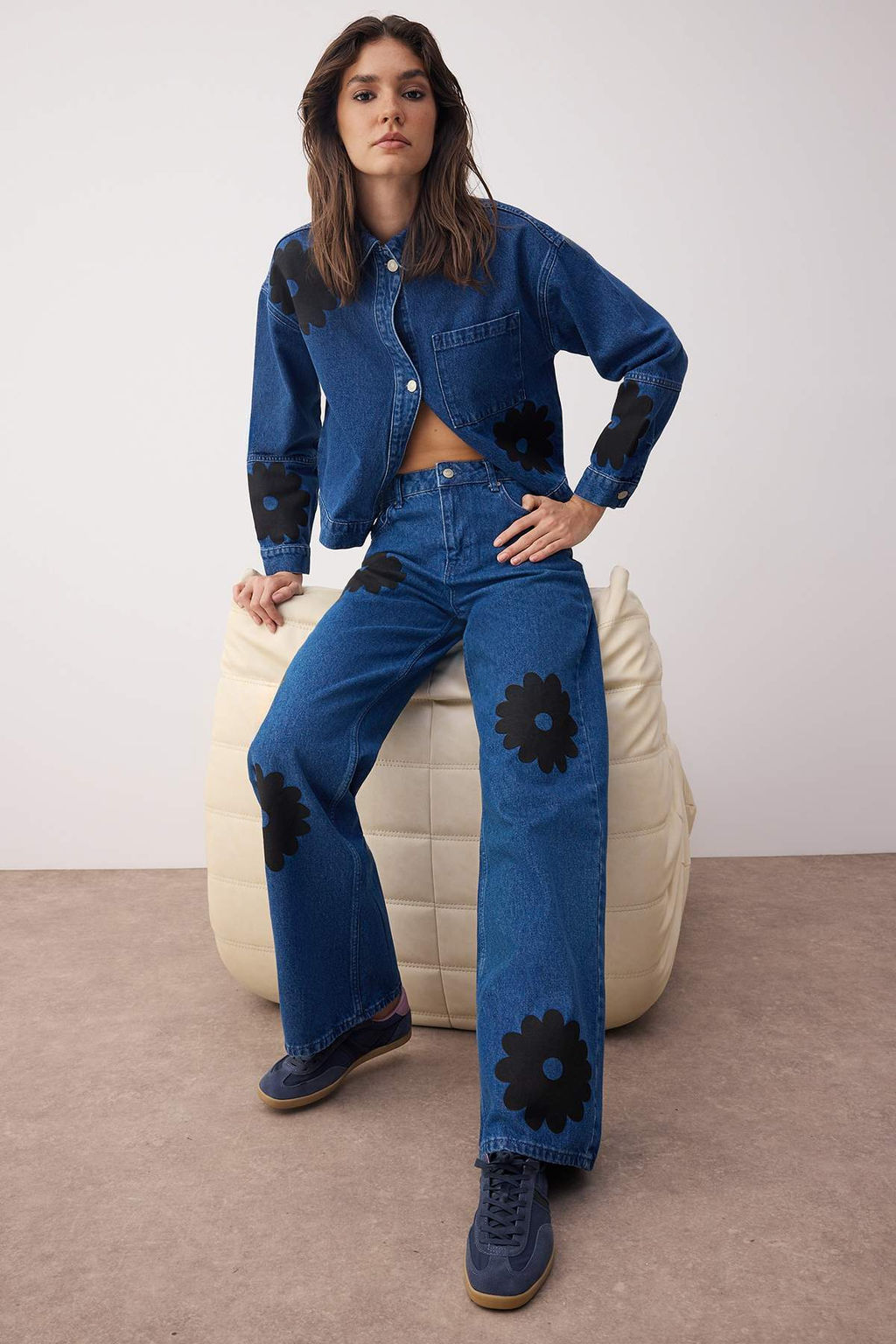 Mavi Yuksek Bel Cicek Bask?l? Wide Leg Palazzo Jeans TWOAW26JE00122 - Trendyolmilla фото 2
