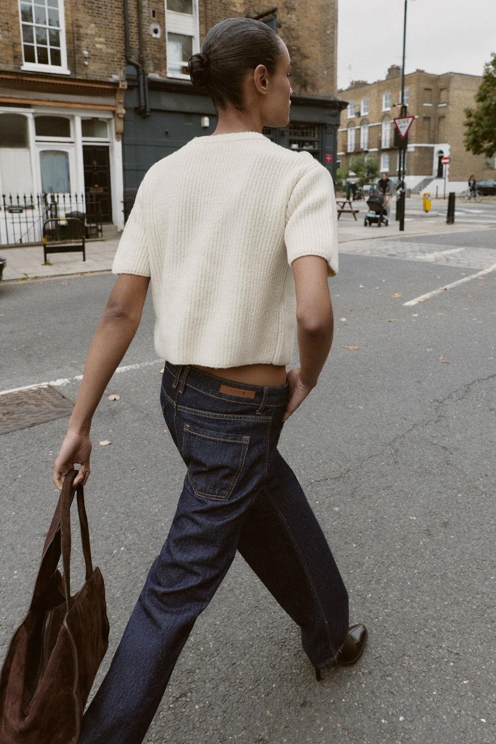 KNITTED TEXTURED FLORAL JUMPER - Zara фото 5