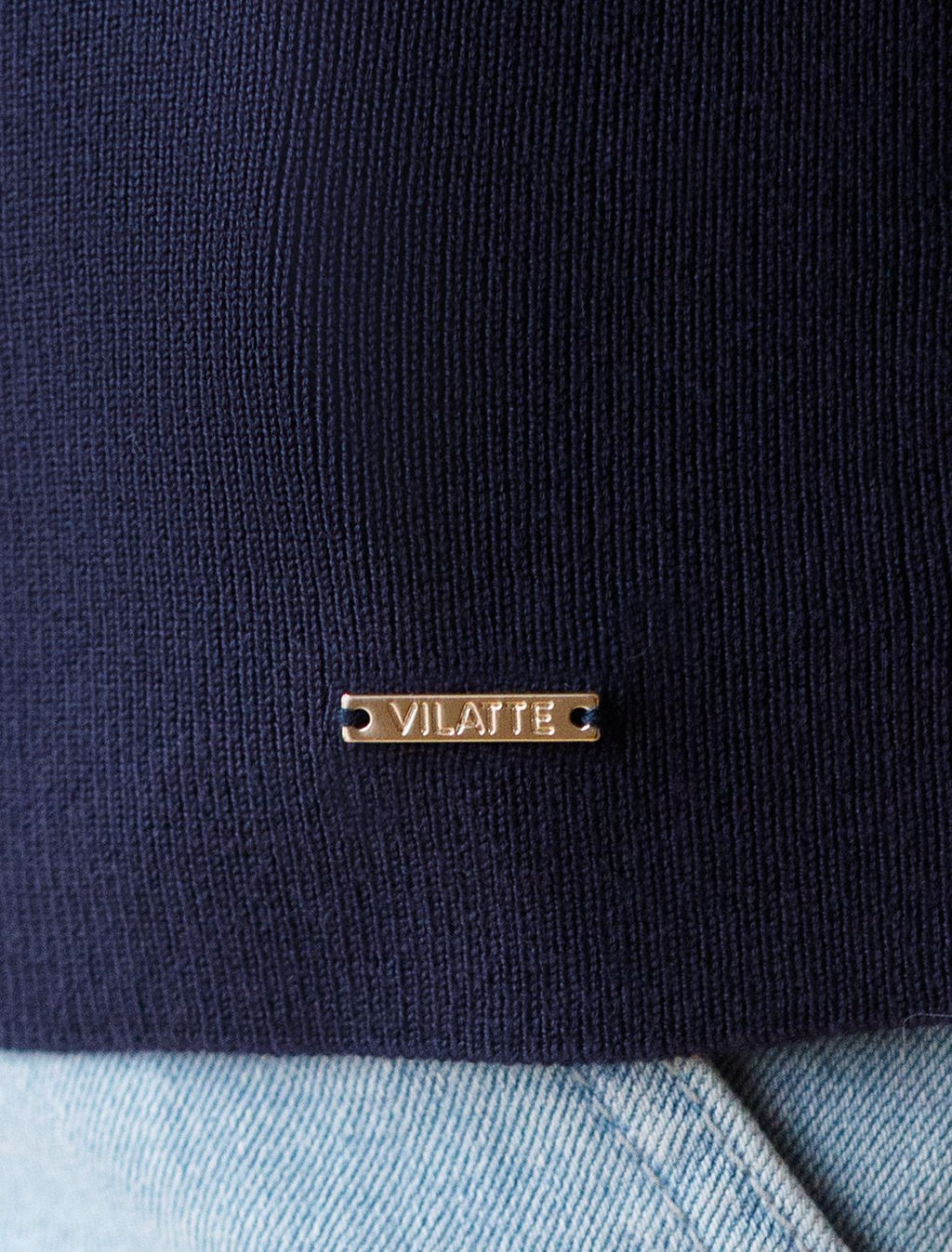 Джемпер с воротником-поло с коротким рукавом тонкой вязки из вискозы