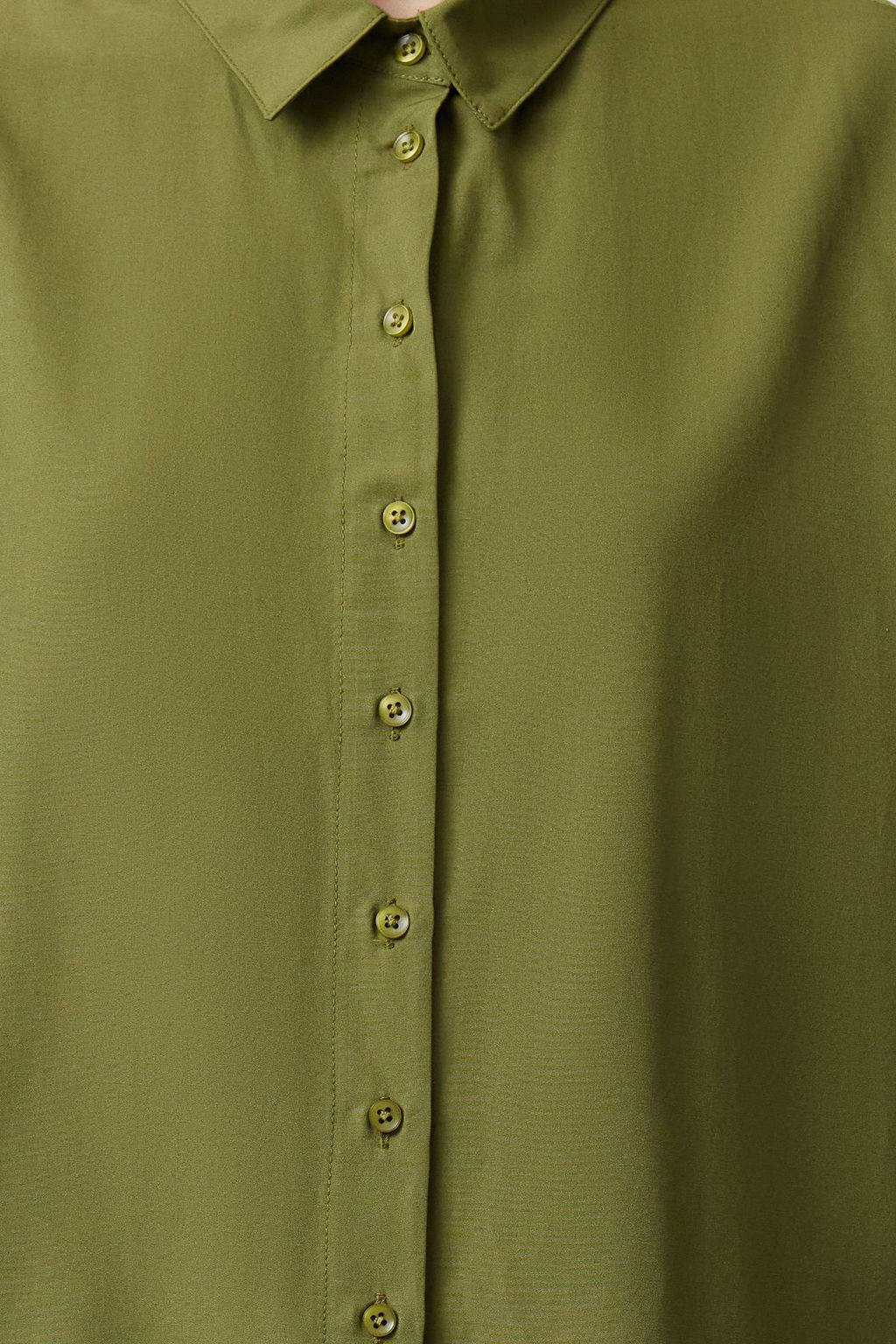 Koyu Haki Loose Fit Pamuklu Dokuma Gomlek TWOAW20GO0107