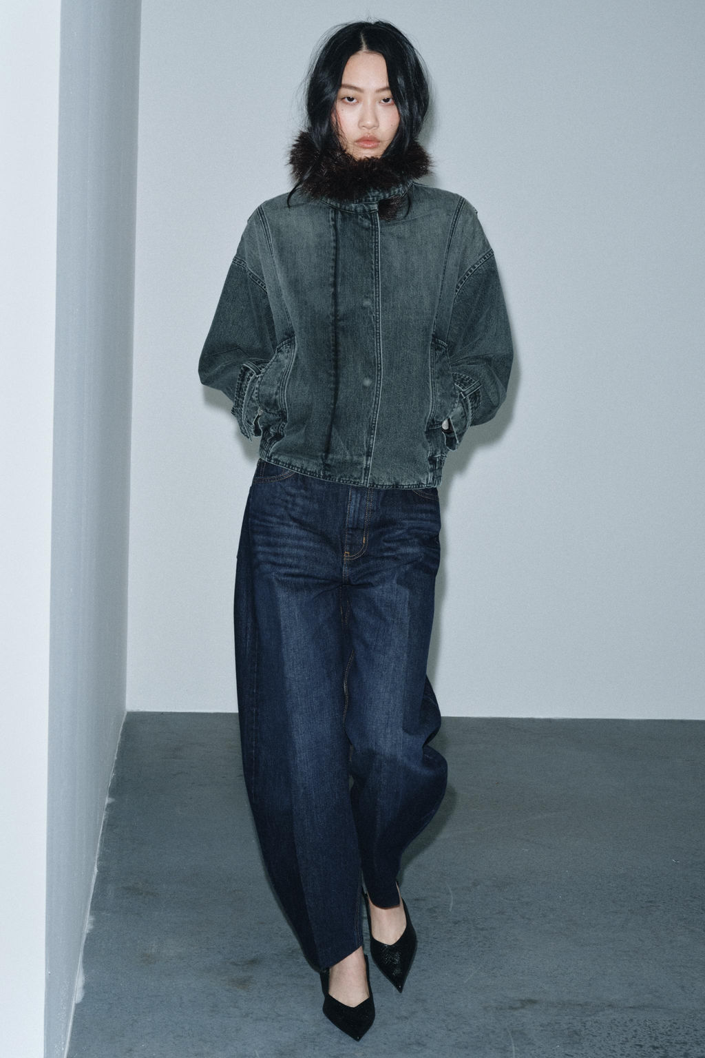 ZW COLLECTION BARREL HIGH-WAIST JEANS - Zara фото 3