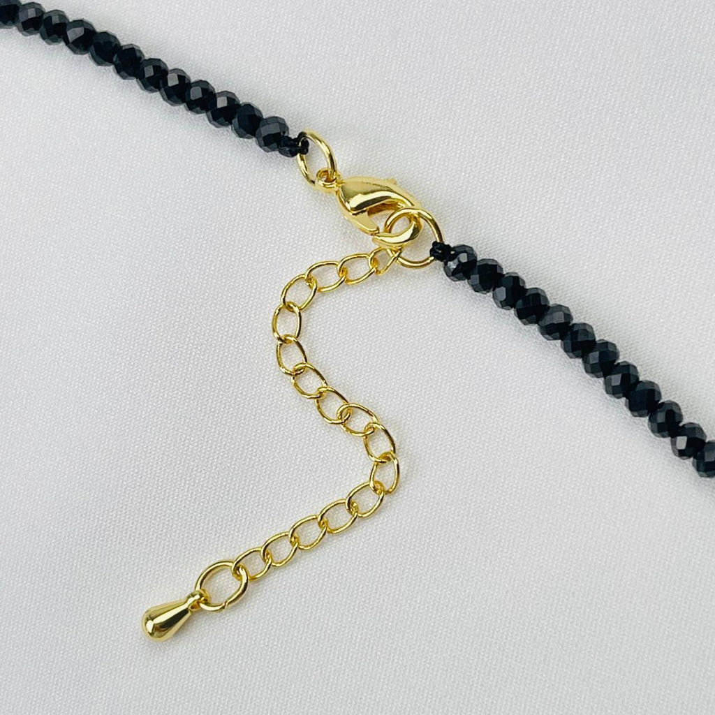 Бусы с подвеской из Шпинели черной