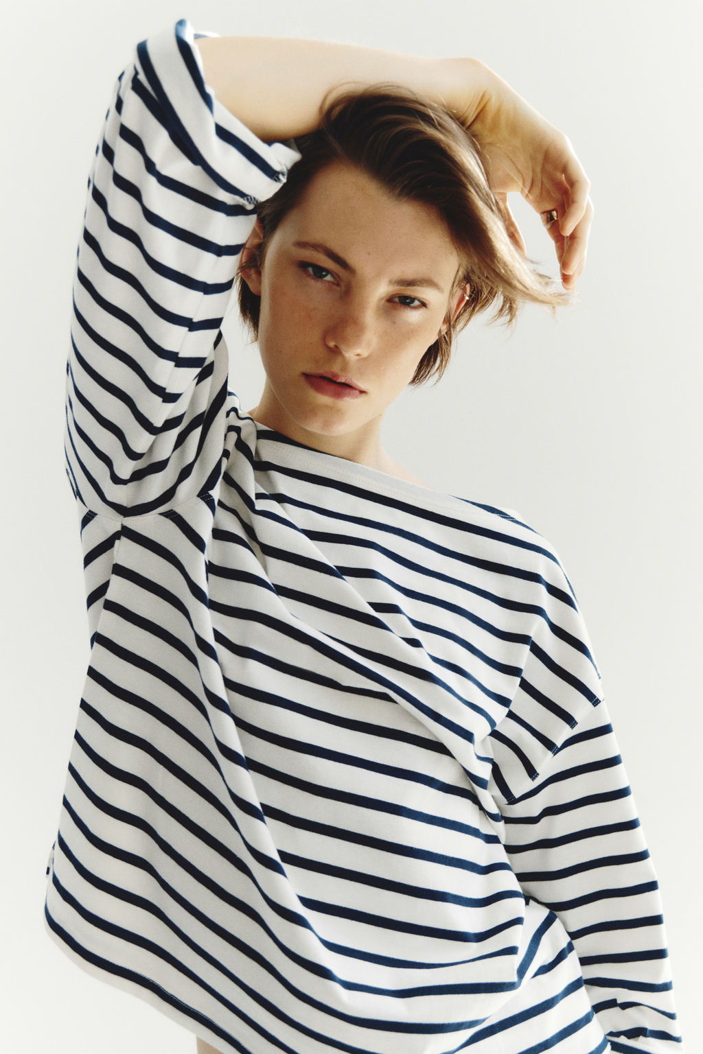 Top de manga larga con escote barco - H&m фото 6