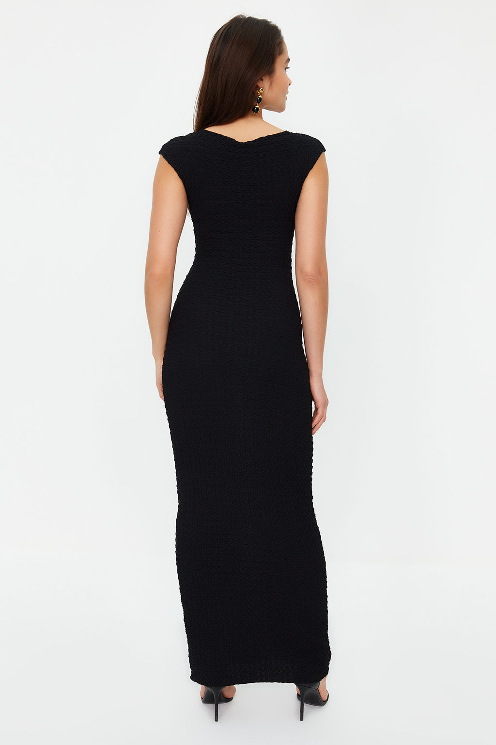 Siyah Dokulu Kumas Fitted/Vucuda Oturan Ay Kol Orme Esnek Midi Kalem Elbise TWOSS24EL00103