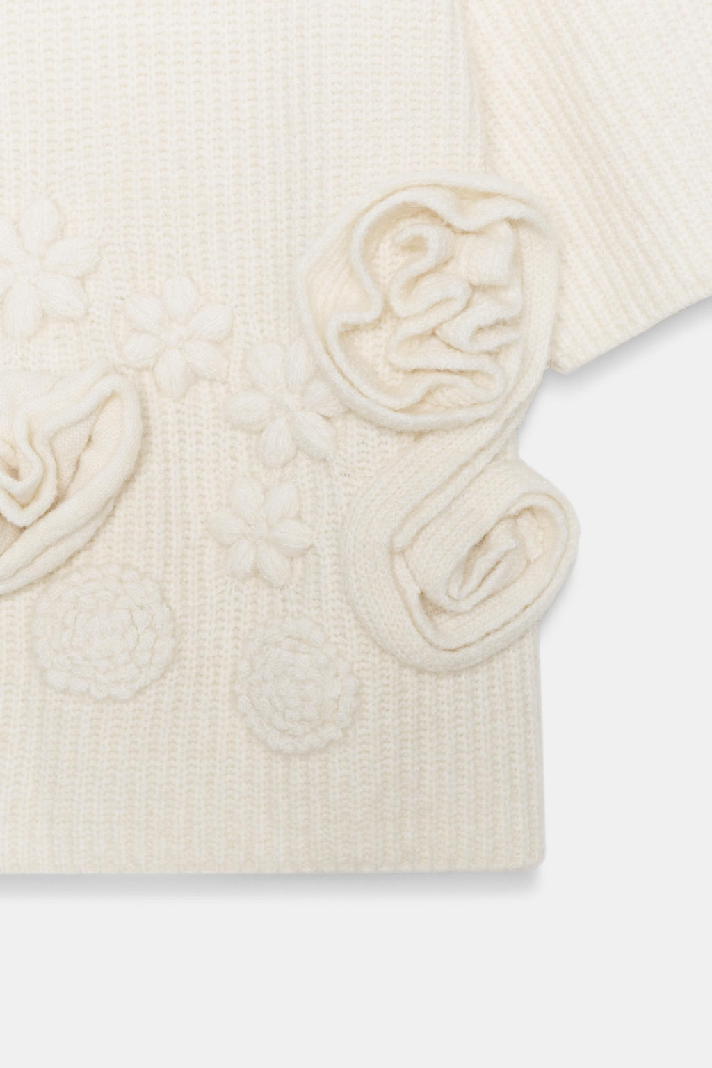 KNITTED TEXTURED FLORAL JUMPER - Zara фото 8