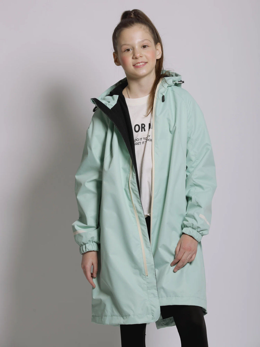 ВЕТРОВКА КОЛЛА.