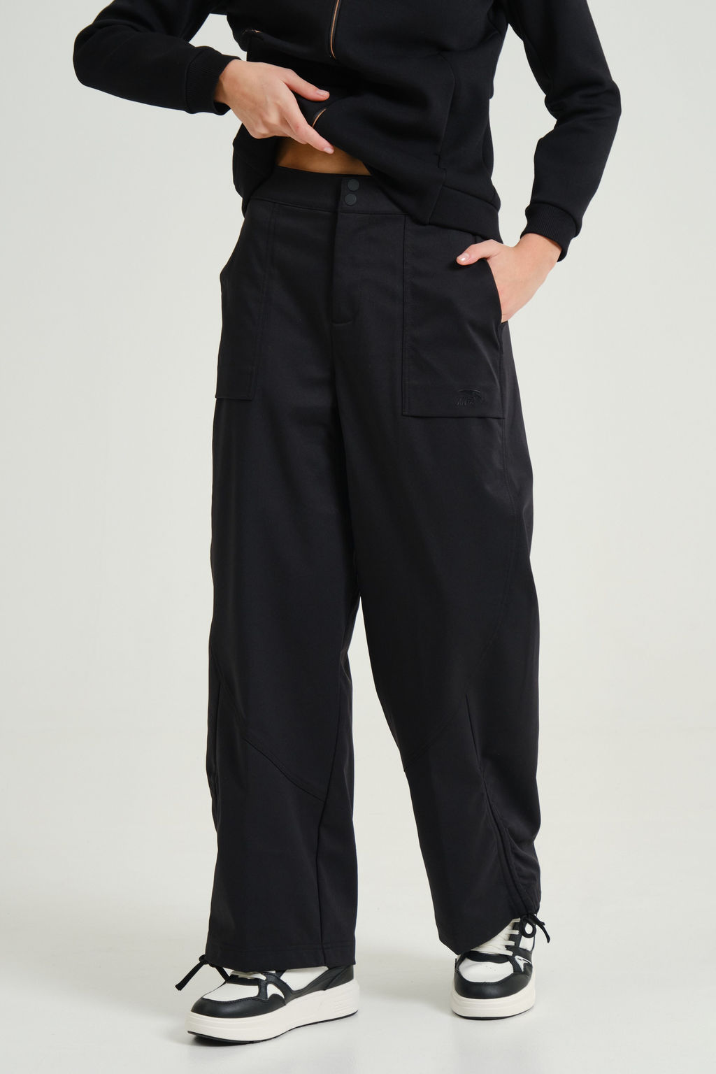 Брюки текстильные Anta FREEZE