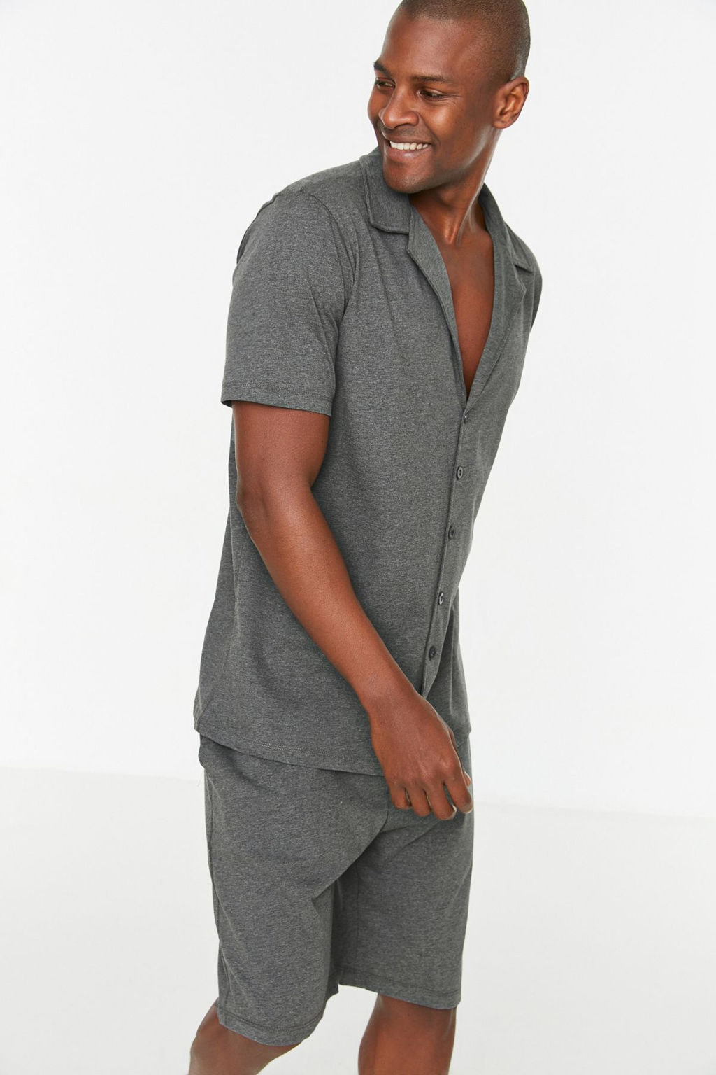 TRENDYOL MAN Bej Regular Fit Gomlek Yaka Orme Yazl?k Sortlu Pijama Tak?m? THMSS21PT0446 - Trendyolmilla фото 3