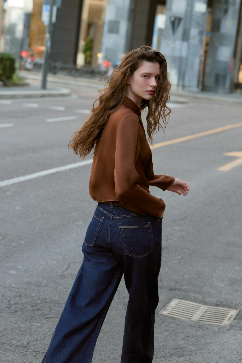 FLOWING SATIN SHIRT - Zara фото 2