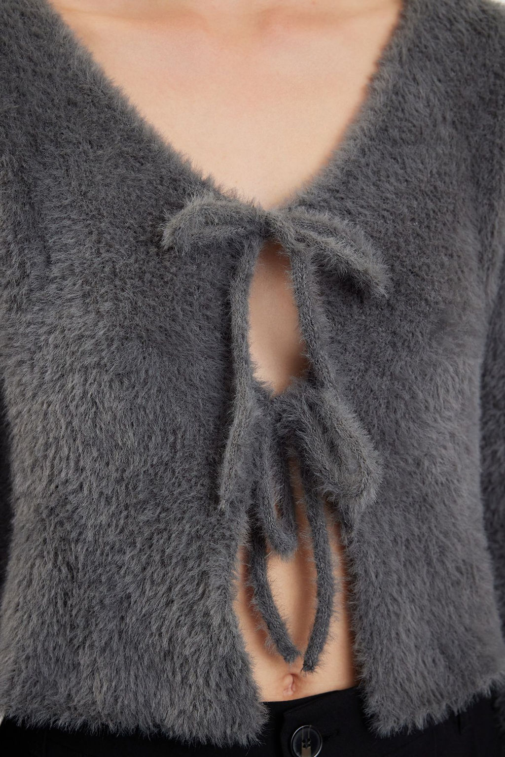 Antrasit Crop Tuylu Baglama Detayl? Triko H?rka TWOAW25HI00111