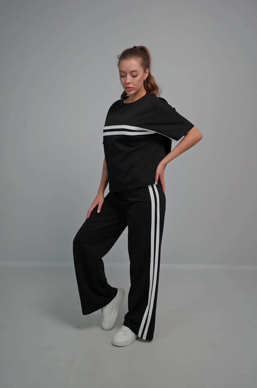 Женский костюм оверсайз из футера двухнитки Happyfox  фото 5