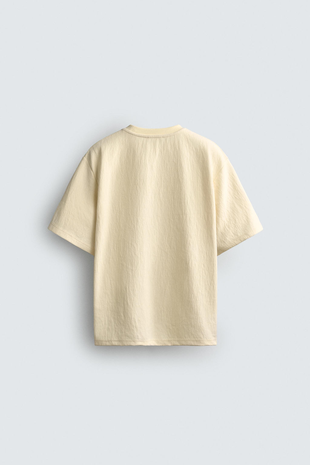 CAMISETA RELAXED FIT ESTRUCTURA / Mantequilla
