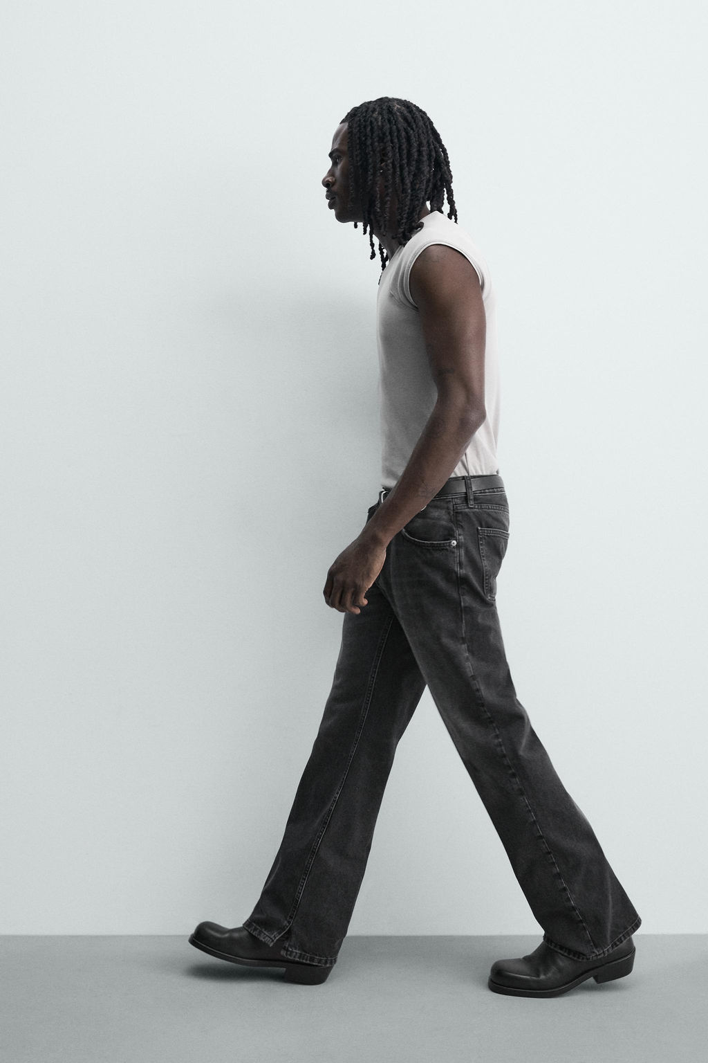 JEANS FLARE FIT ABERTURA / Carb?n - Zara фото 6